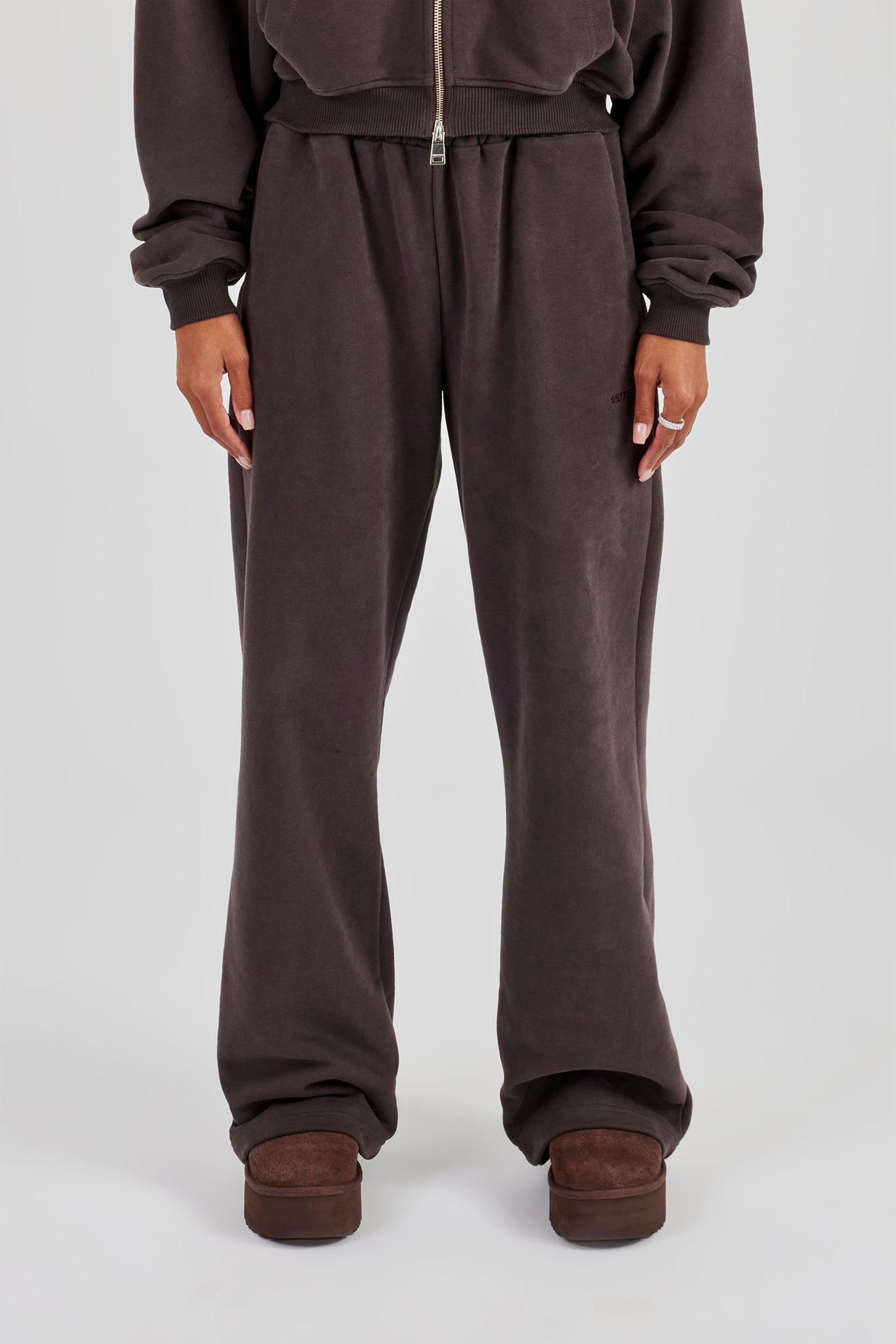 Wide Leg Jogger - Coffee